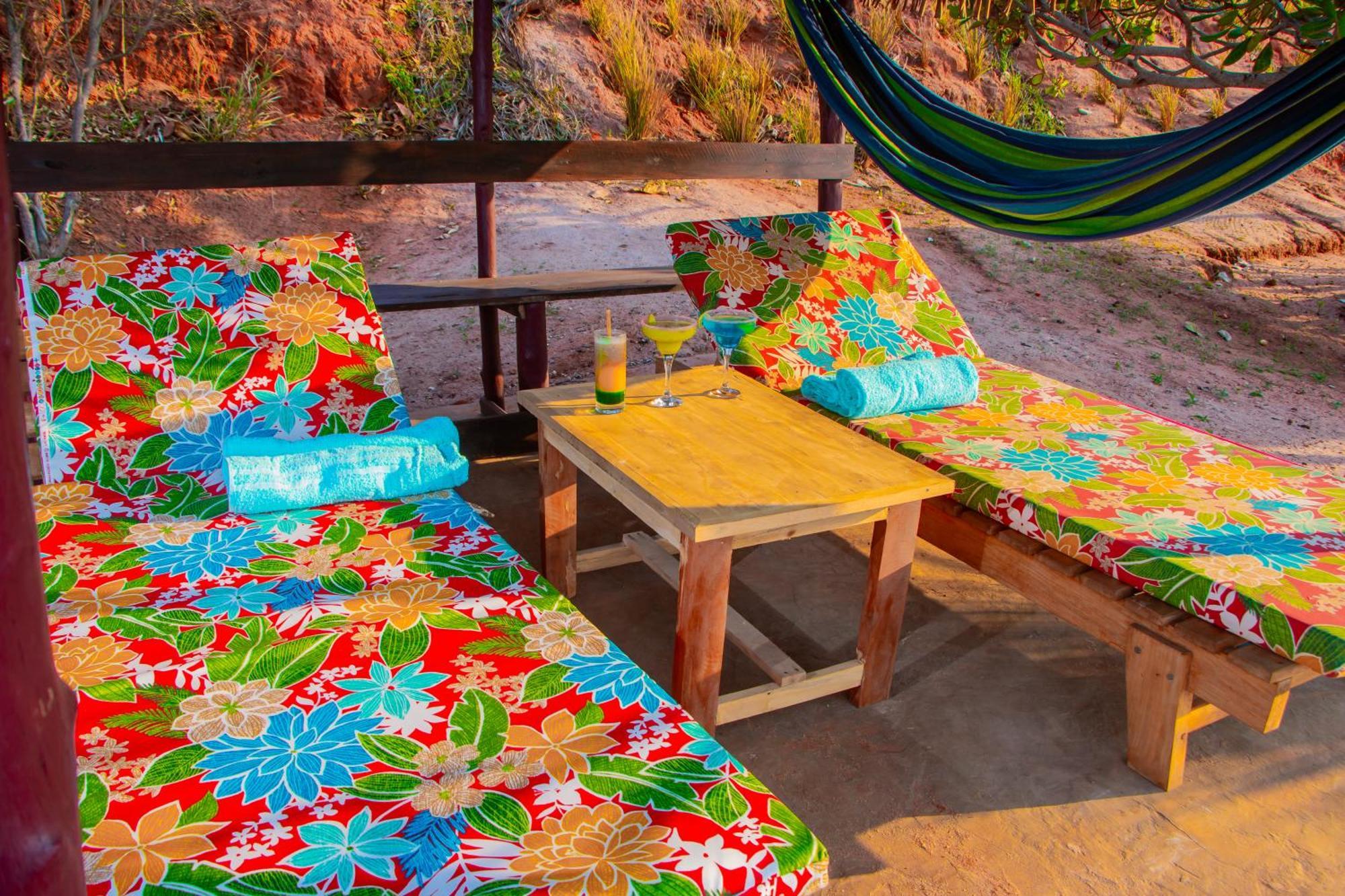 Ampazony Oasis Lodge Mahajanga Esterno foto